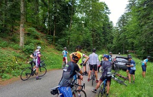 Sommet du col de la Joux, avant la descente 