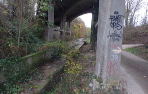 Gravel 21 nov. Ancienne voie de l'aérotrain Bertin en direction de Gretz vers Limours