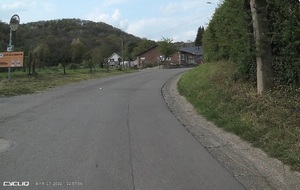 C'est parti pour affronter la mythique côte de La Redoute